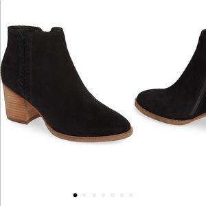 Blondo Nina waterproof suede boot
